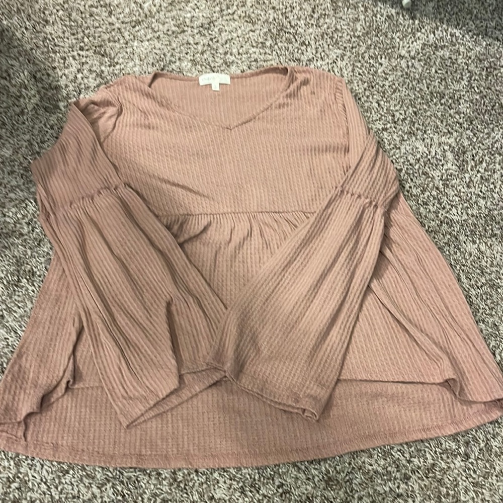 Pink/tan shirt with bell sleaves